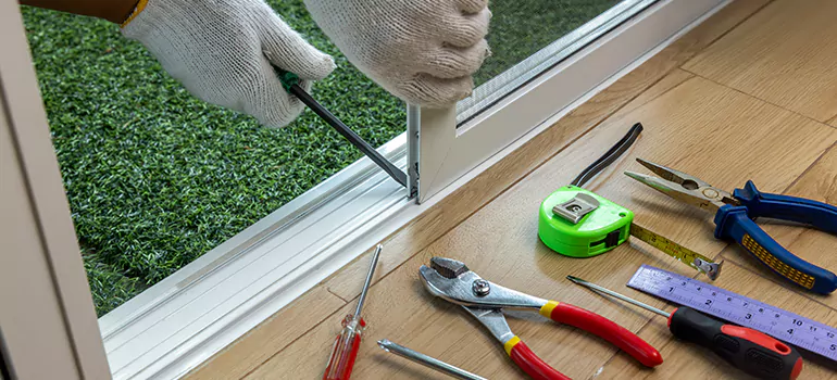 Window Hinge Repair in Eustis, FL